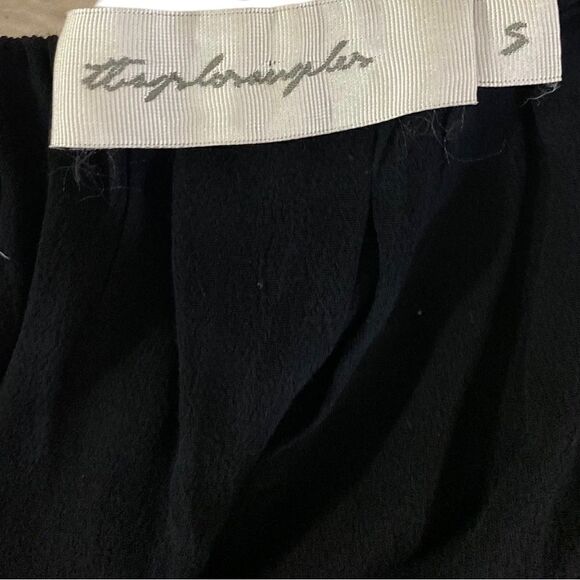 #181 BOUTIQUE LOS ANGELES Rayon Off Shoulder Blouse - Picture 4 of 4